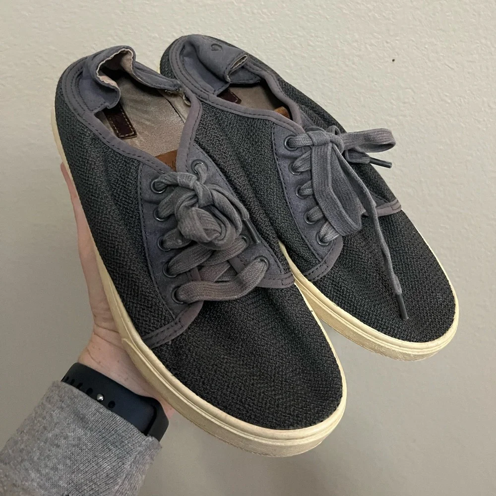 Olukai Pehuea Li Casual Sneakers Gray size 8 (women’s)